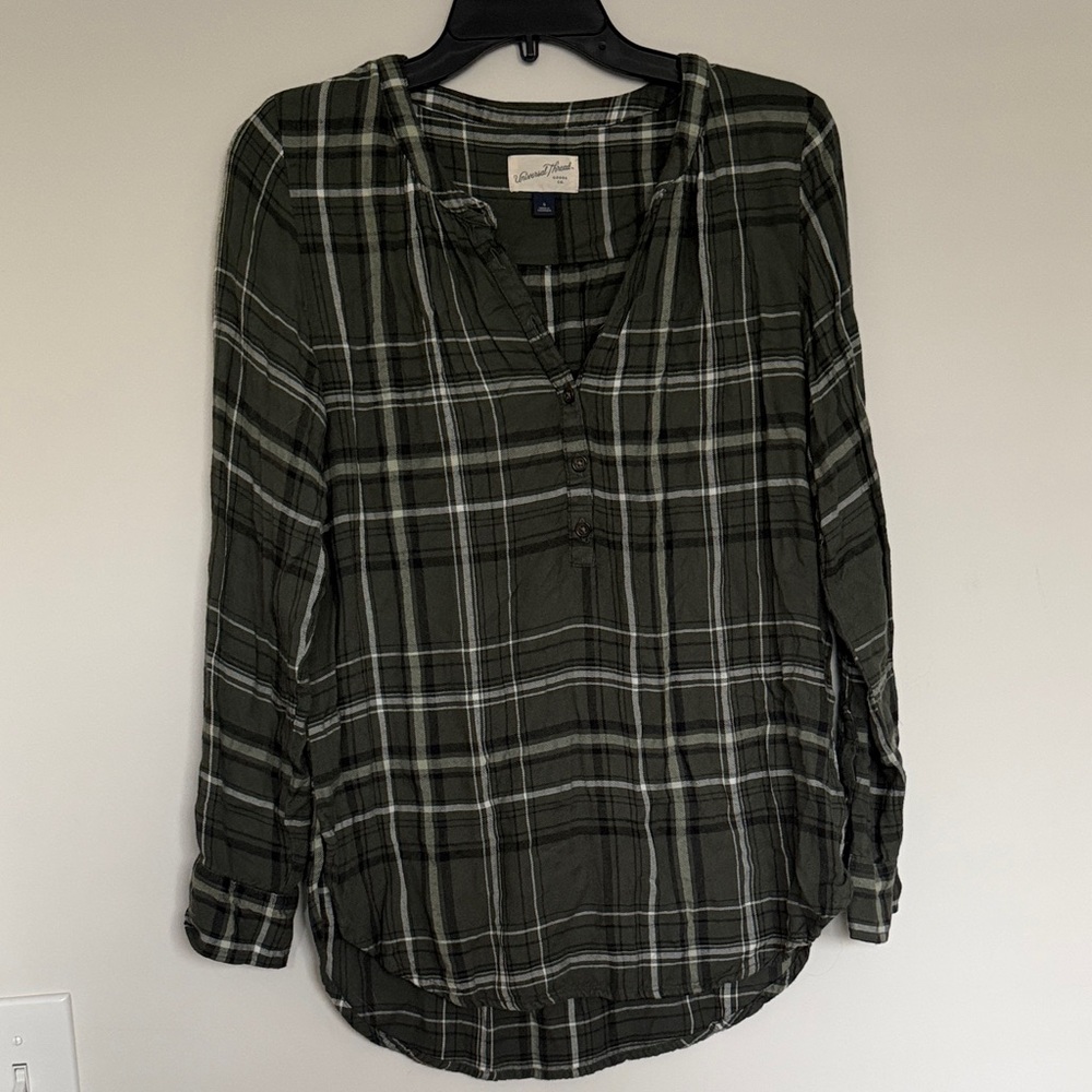 Universal Thread Olive Plaid Button Down Shirt